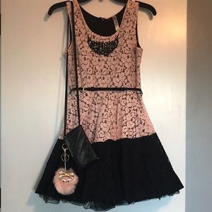 Girls puffy black and pink dress with pouch